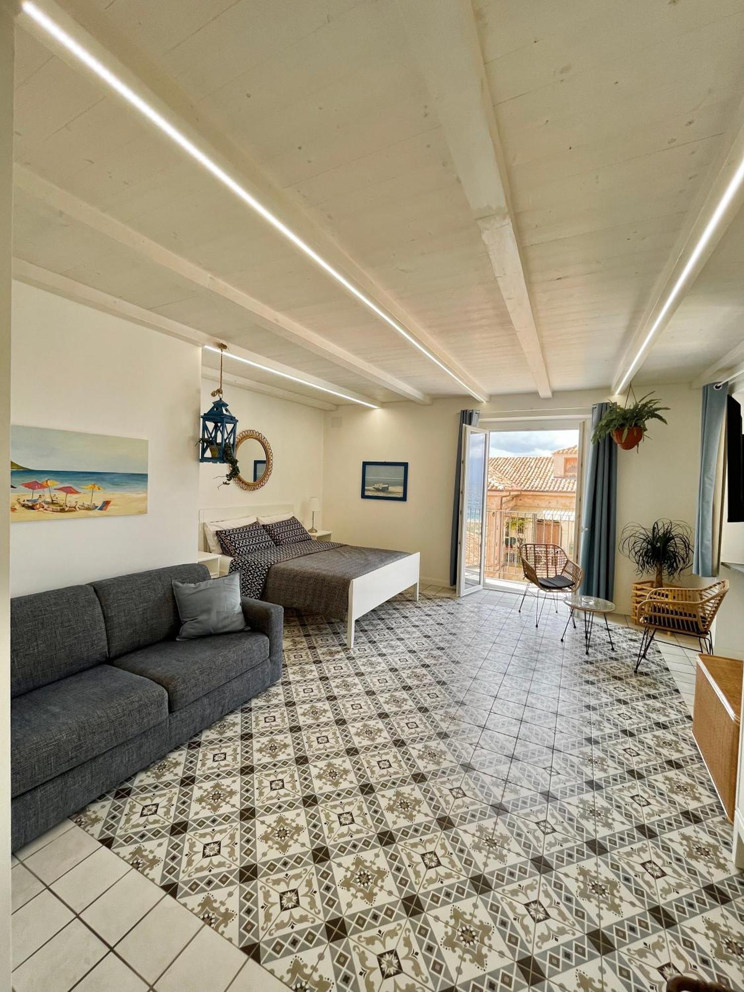 Casa Vacanze Penelope Pizzo  Esterno foto